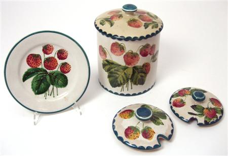 WEMYSS LARGE PRESERVE JAR COVER EARLY 20TH CENTURY decorated with