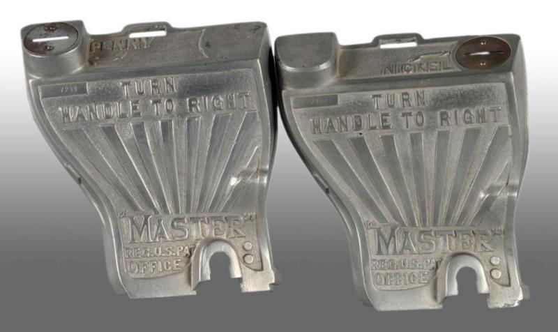 Lot of 2 Master Fantail Gum Fronts Description 1930 to