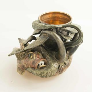 Fred Gordon 20th c Ceramic Fish Mug on Stand Fred
