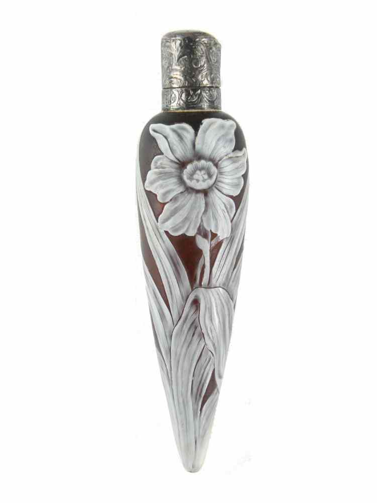 WEBB CAMEO GLASS SCENT BOTTLE 1890s copper brown frosted glass