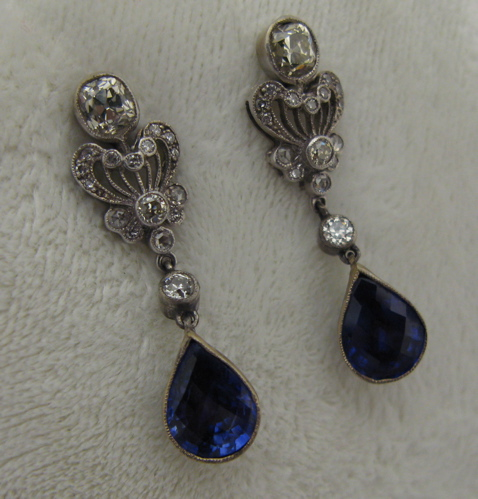 PAIR OF SAPPHIRE AND 18K WHITE GOLD EARRINGS each set