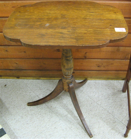 TILT TOP TRIPOD TEA TABLE American early 19th century having