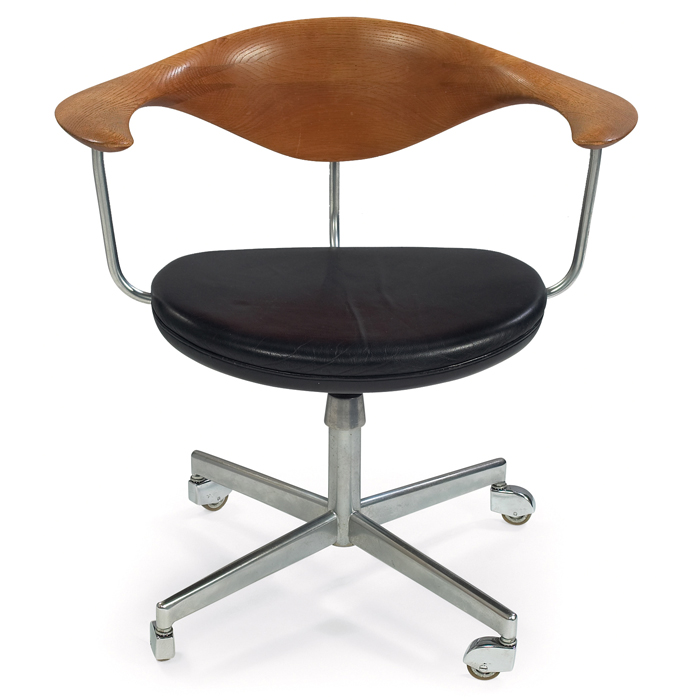 Hans Wegner Swivel chair by Johannes Hansen Denmark c 1960