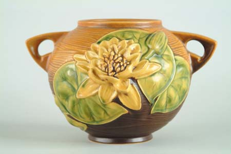 ROSEVILLE WATER LILY TWO HANDLED VASE Shape No 437 Roseville