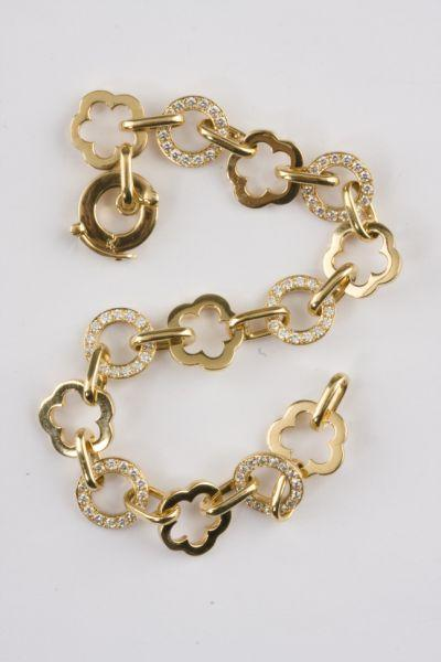 18 KT Diamond Chanel Bracelet 7 5 in bracelet with