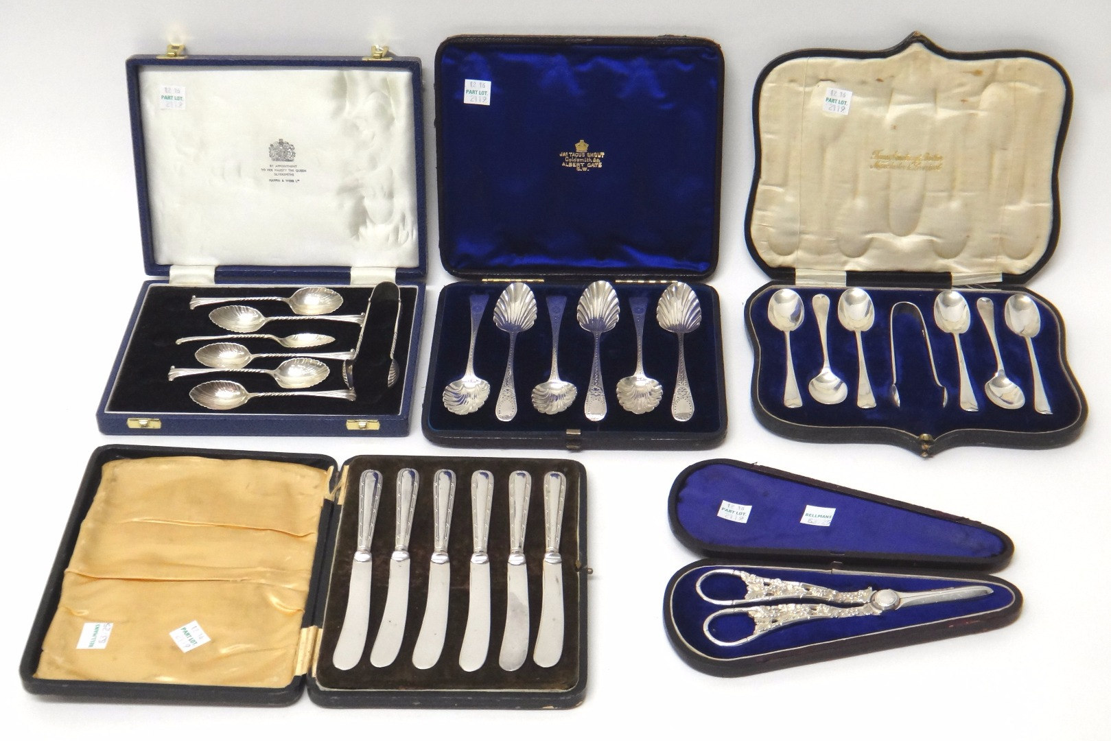 Silver comprising a set of six coffee spoons with shell