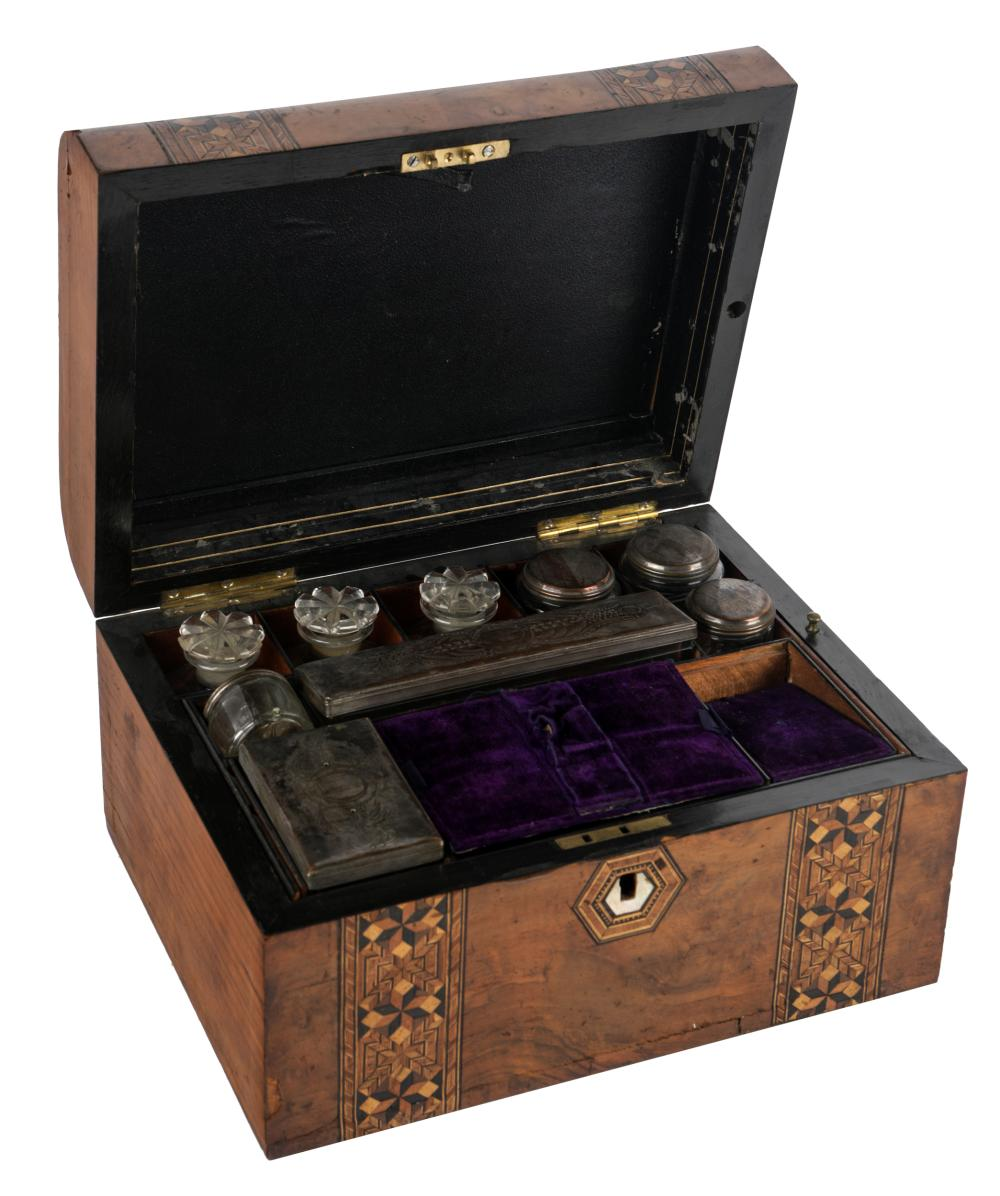 ENGLISH INLAID WALNUT DRESSER BOXthe hinged top enclosing five compartments