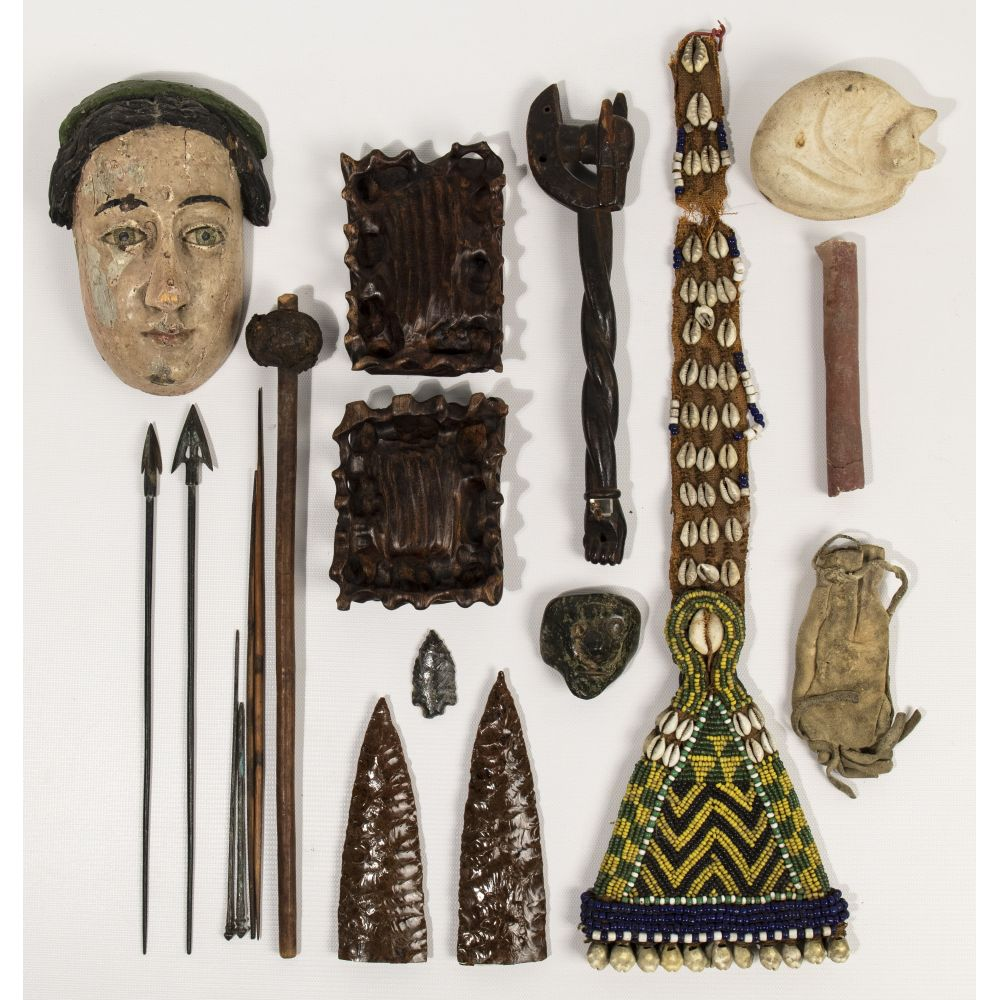 ETHNOGRAPHIC ASSORTMENT 19 items from various cultures including carved and