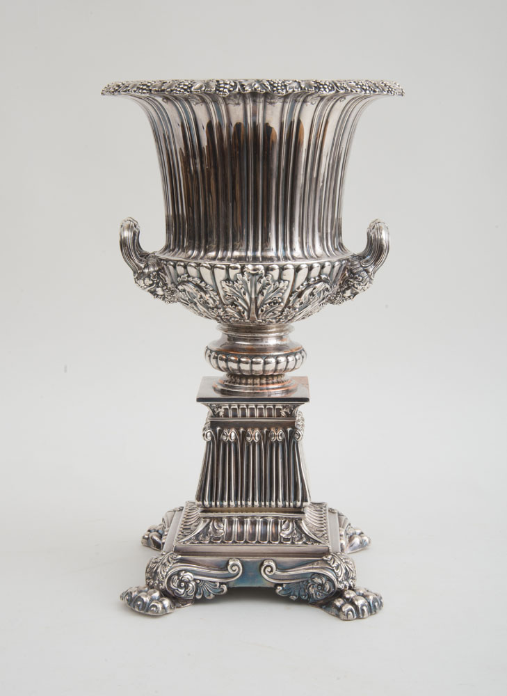 REGENCY SILVER PLATED CAMPANI FORM WINE URN The reeded bowl