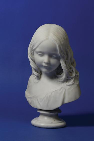ALEXANDER MUNRO RA A white marble bust of Mary Isabella