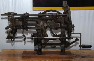 Commercial grade apple peeler 2 x 20 a large iron