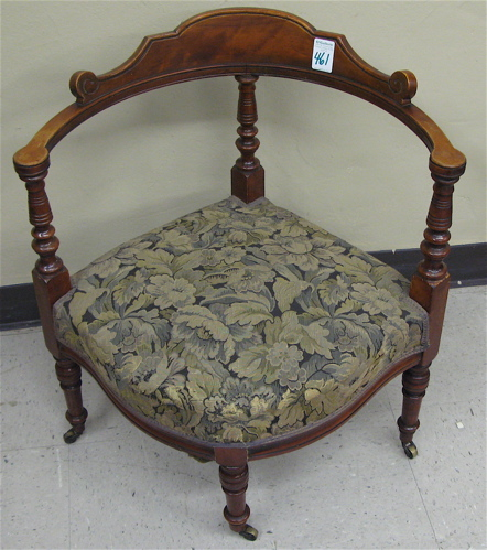 VICTORIAN MAHOGANY CORNER ARMCHAIR English 19th century having a shaped