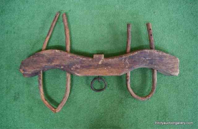 Antique Primitive Wooden Ox Oxen Yoke CollarThis is a very