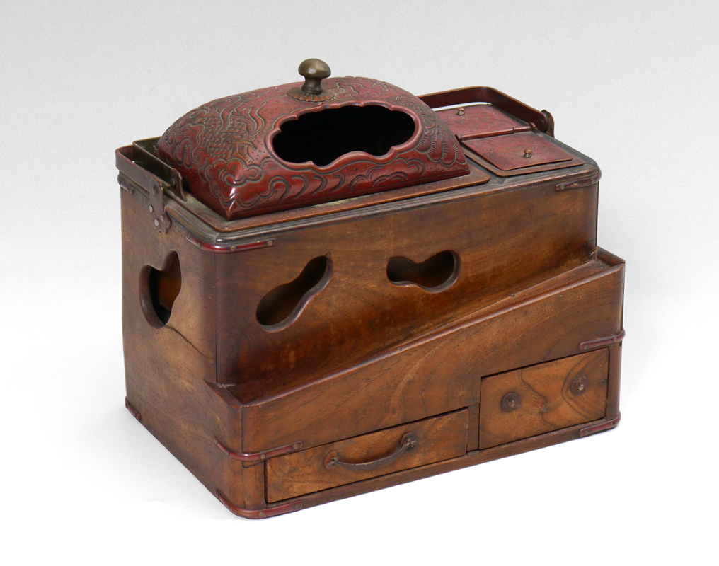 JAPANESE CARVED COPPER LINED BRUSH BOX Artist brush box with