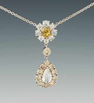 A Ladies Rose Cut Diamond Necklace in 18k Gold 18k