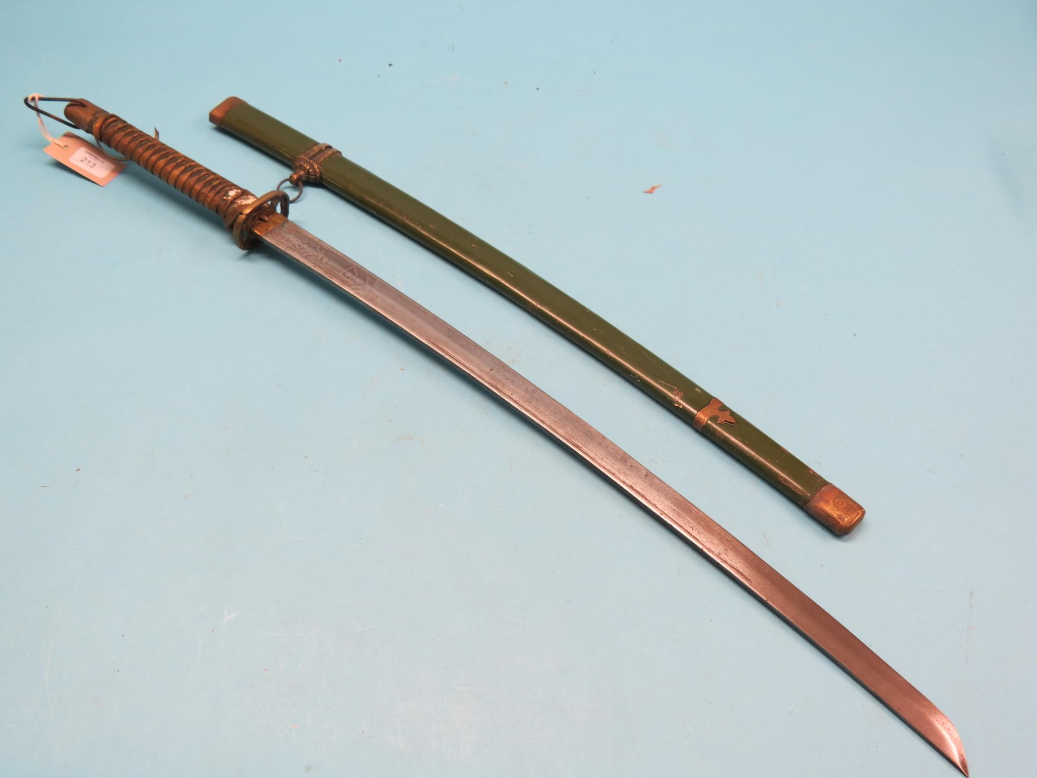 A modern Indian Chinese replica Samurai sword 28in curved single
