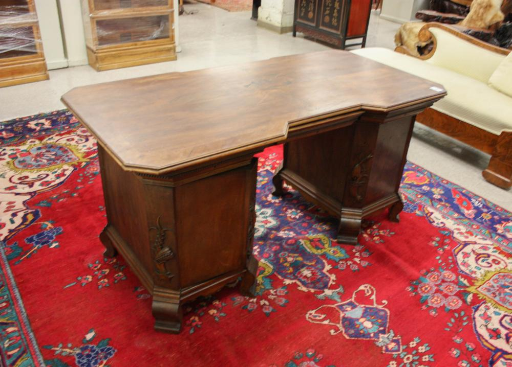 WALNUT DOUBLE PEDESTAL WRITING DESK Continental early 20th century 30