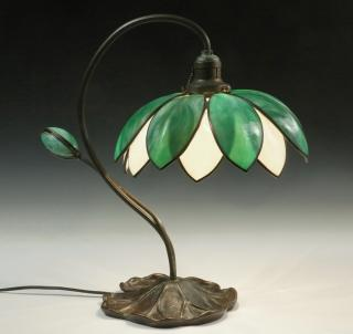 HANDEL WATER LILY LAMP Large Signed Desk Lamp by the