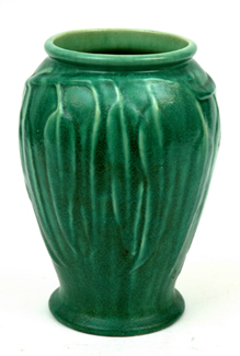MEL ROSE WARE Victoria circa 1935 Ovoid footed earthenware vase