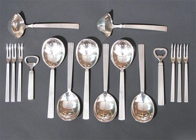Bernadotte a Georg Jensen silver part service model no comprising