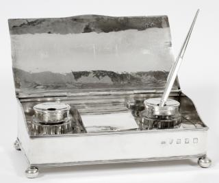 KING GEORGE V BRITANNIA SILVER INKSTAND KING GEORGE V BRITANNIA
