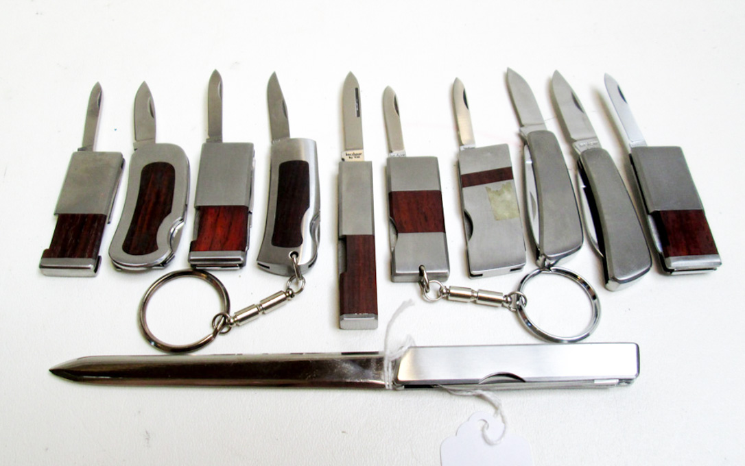 TEN KERSHAW GENTLEMAN S FOLDING POCKET KNIVES two 5700 s