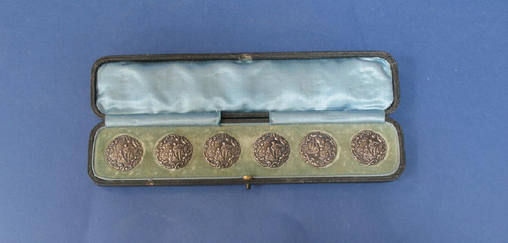 A VICTORIAN CHALICE AND COVER of circular form with a