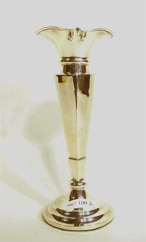 TRAVAIL ANGLAIS VASE SOLIFLORE Londres 1922 Argent 925 F t