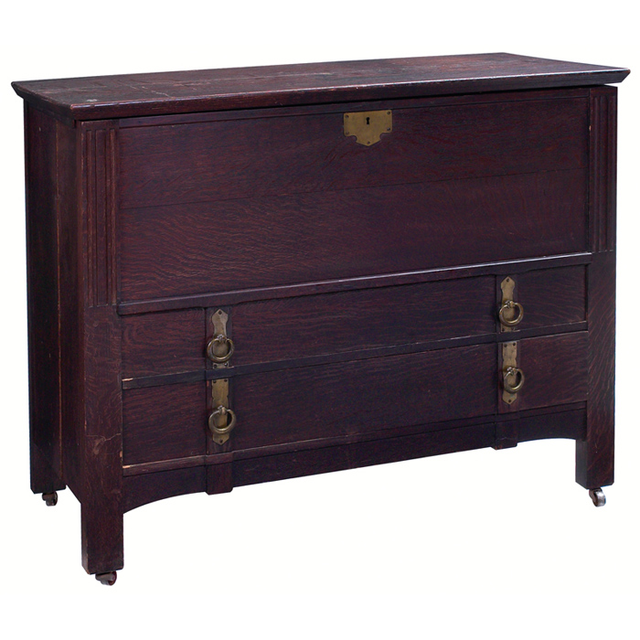 Arts Crafts blanket chest beveled lift top opens to reveal
