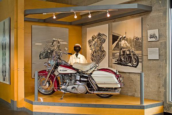 1967 Harley Davidson 74ci FLHFB Super Sport and SidecarEngine no