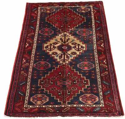 A Persian Tribal Rug Apprx 3 8 x 6 7