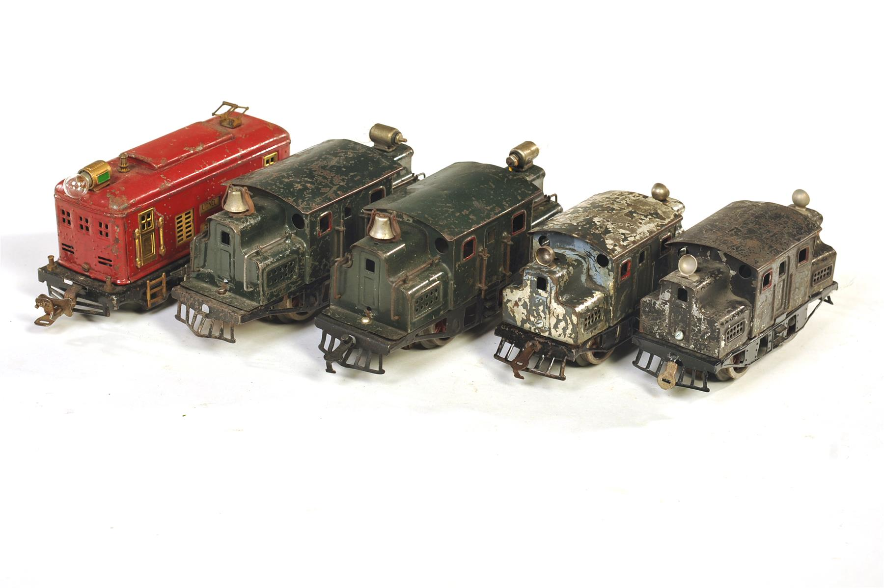 FIVE LIONEL O GAUGE ELECTRICS INCLUDING 248 701 706 AND