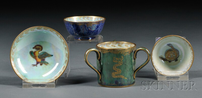Four Wedgwood Lustre Items England c 1920 a cylindrical three