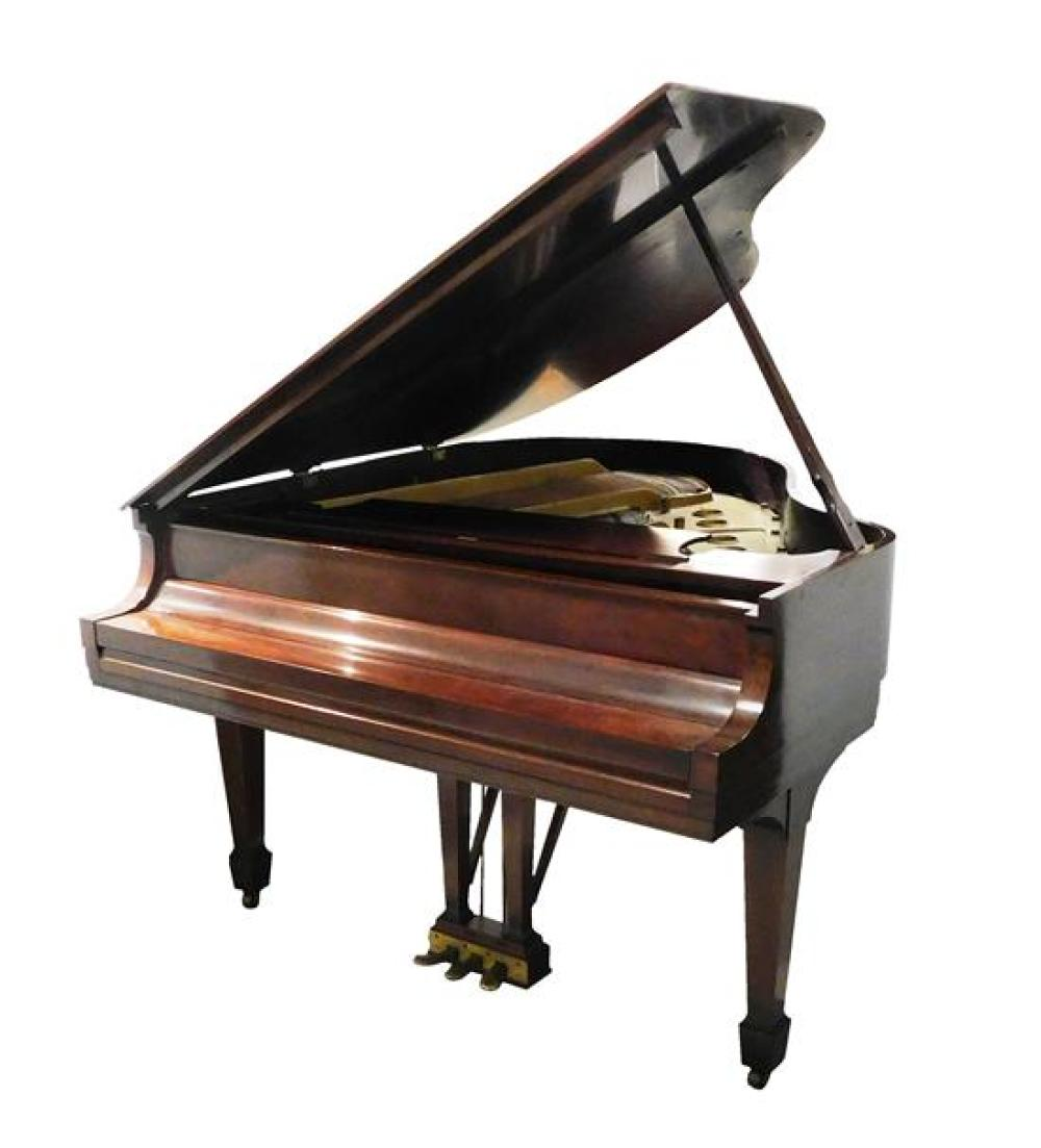 Steinway Grand S baby grand piano serial number 331430 built