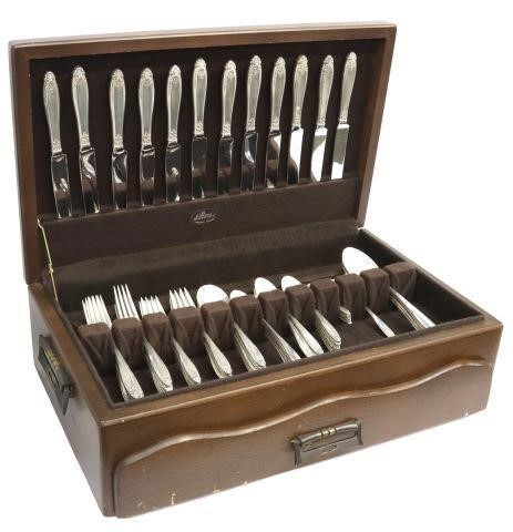 lot of 84 American sterling silver flatware service International Silver