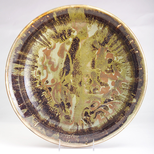 WIN NG Large porcelain centerbowl 1961 with random decoration in