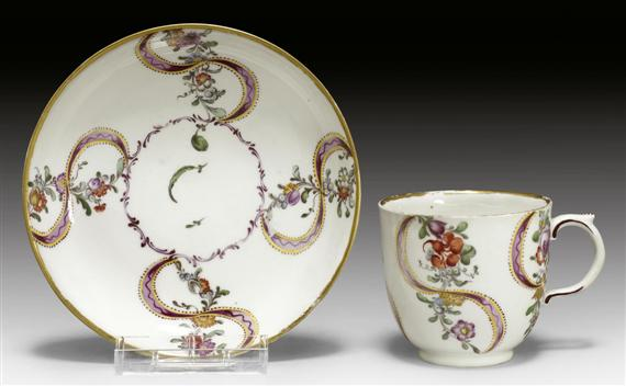 BEAKER AND SAUCER WITH GARLAND AND BAND DECORATION ZURICH CIRCA