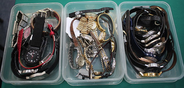 FOUR VARIOUS LADIES GOLD WRISTWATCHES together with a further quantity