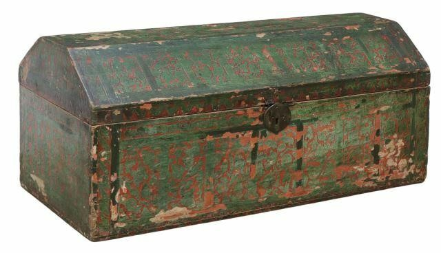 Hand painted maque lacquer wedding chest trunk Olinala Mexico late