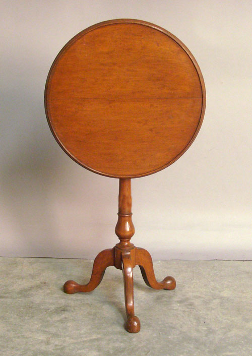 Walnut candlestand ca 1900 26 h 19 w
