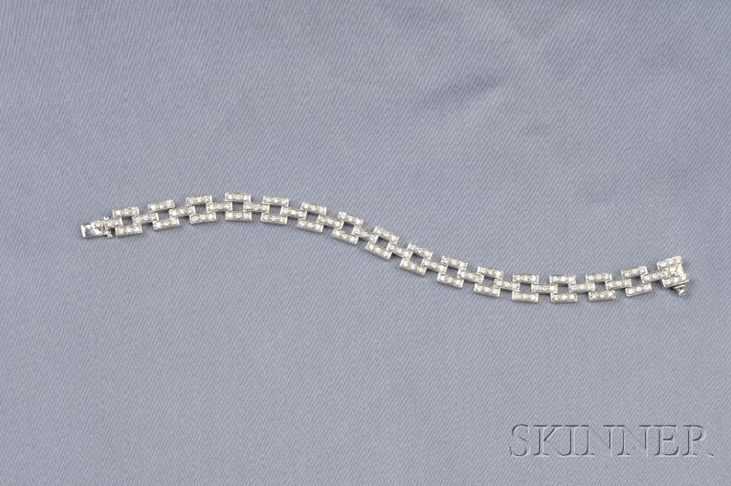 14kt White Gold and Diamond Bracelet the brickwork links set