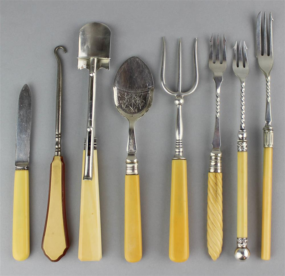 GEORGE III SILVER MOUNTED BONE STILTON SCOOP AND SEVEN IVORINE