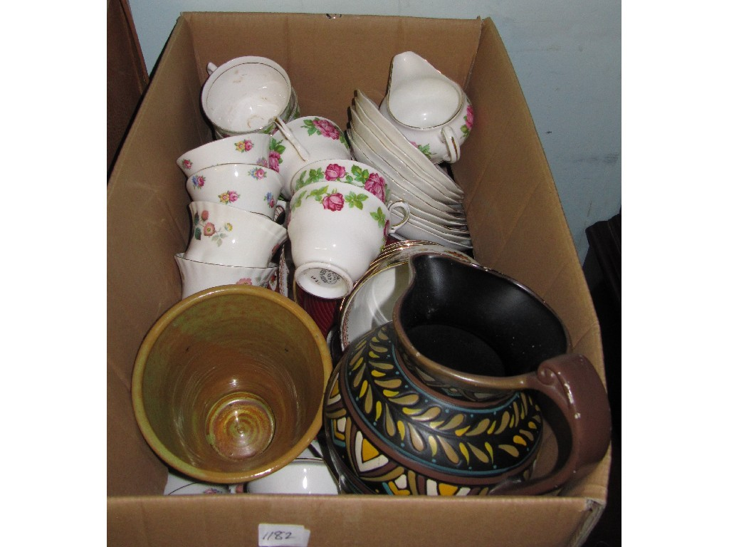 Box of teawares
