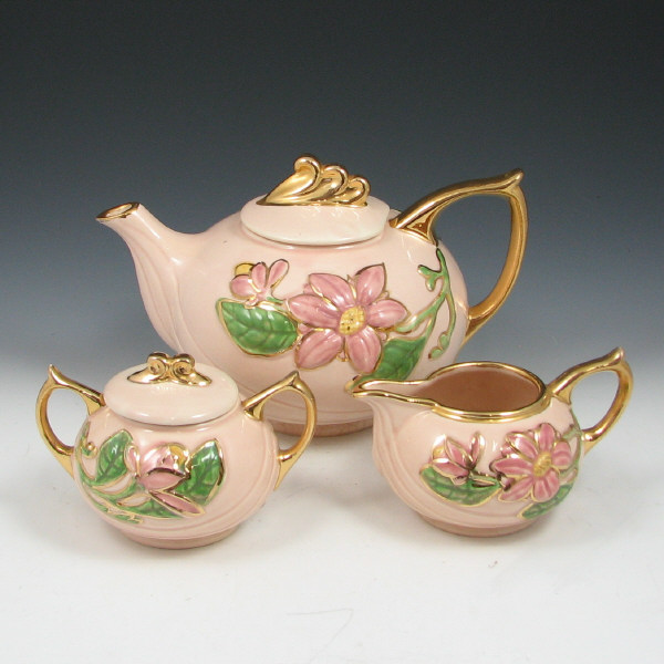 Hull Magnolia Gloss Tea Set w Gold Magnolia Gloss tea