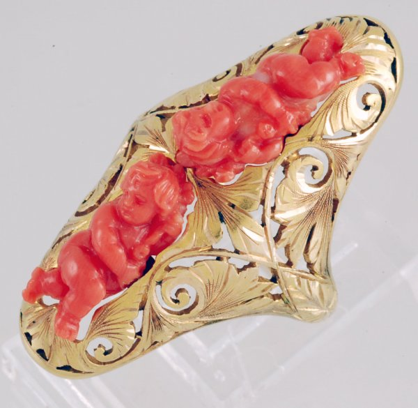 Coral gold ring 14K yellow gold Pierced and engraved large