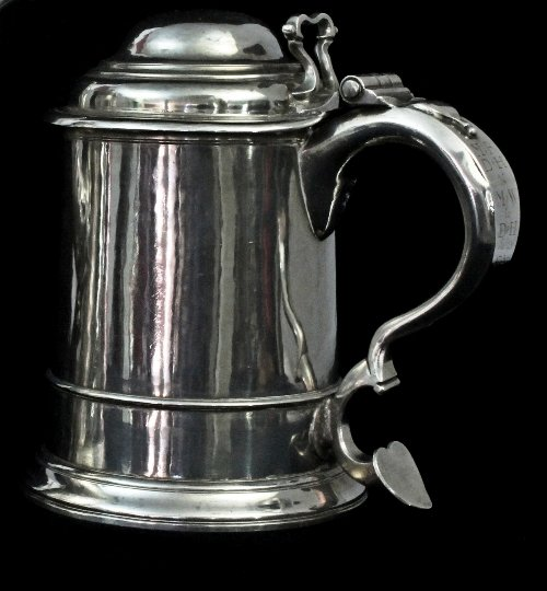 A George II silver tankard Isaac Cookson Newcastle 1732 with