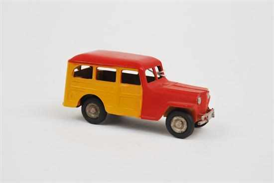GASQUY JEEP STATION WAGON BELGIUM RED AND YELLOW BODY HUBS