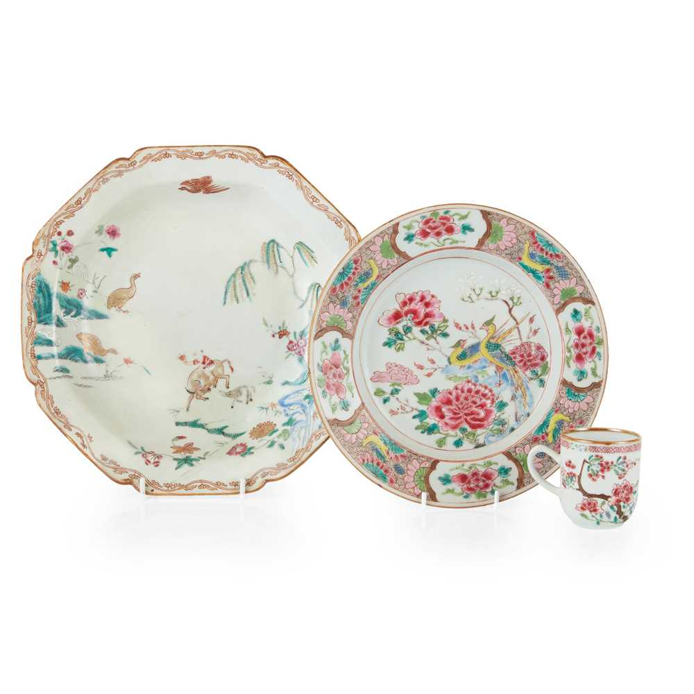GROUP OF THREE FAMILLE ROSE WARES QING DYNASTY 18TH CENTURY