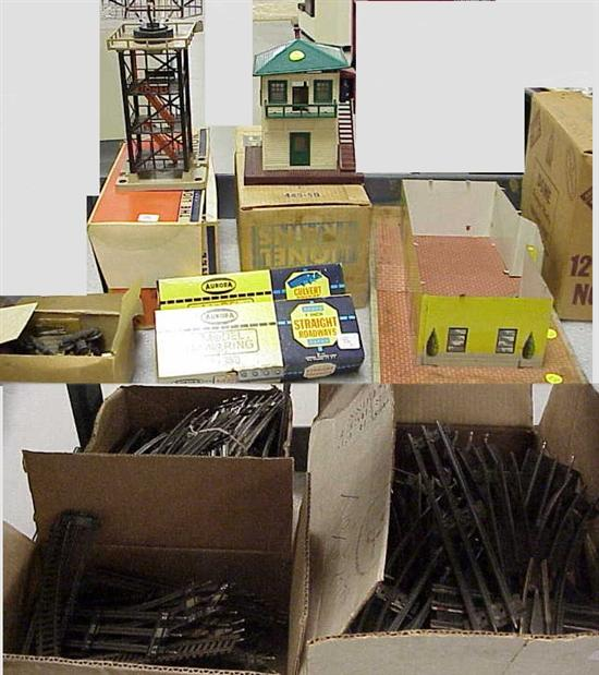 Lionel train buildings track and electronics including 445 postwar operating