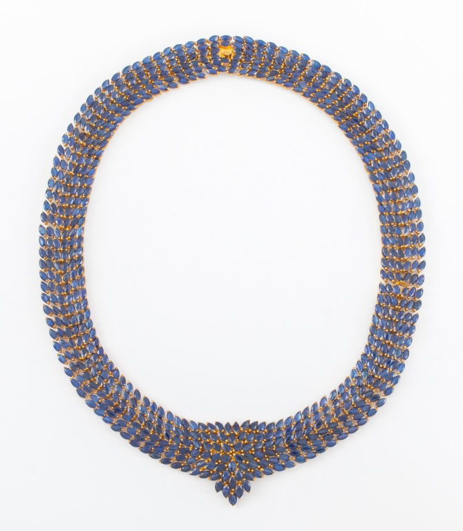 ANTIQUE GOLD SAPPHIRE NECKLACE Antique necklace made with low carat